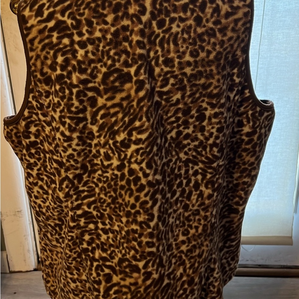 Leopard Print Women's Vest - Picture 4 of 4